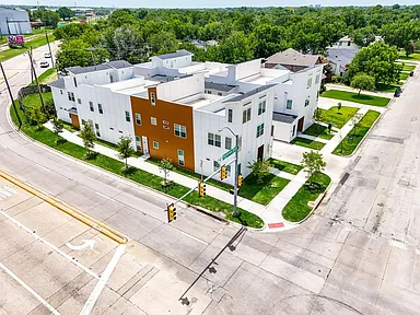 2509 Benbrook