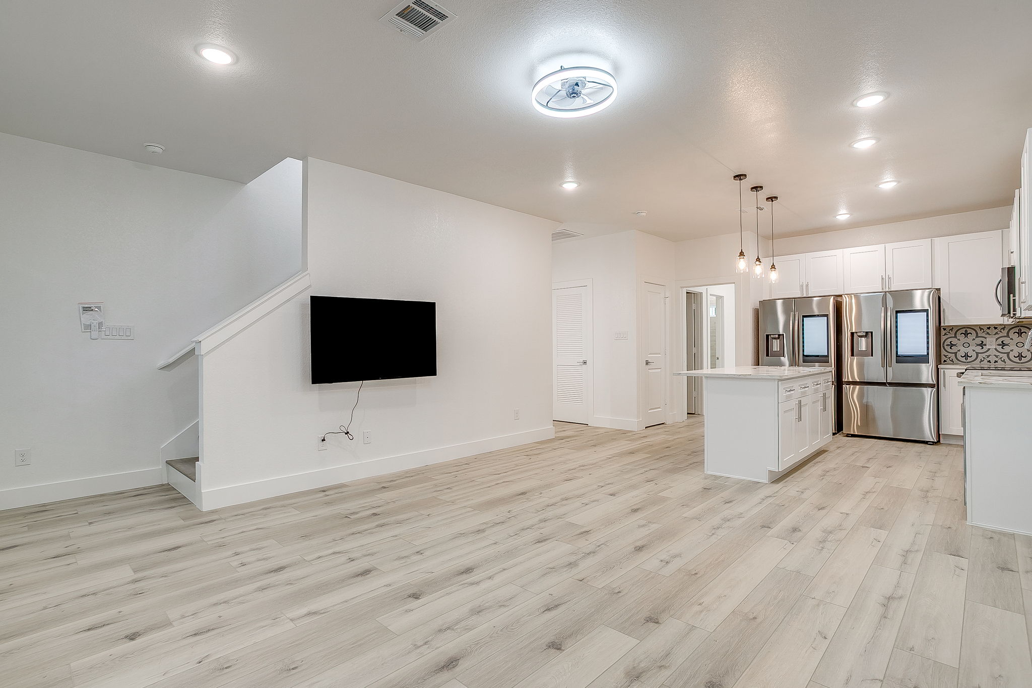 3214 Forest Park